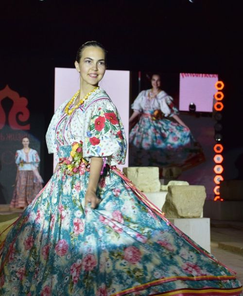 ПĂЛХАР ЭРНИПЕХ КӖР КӖРЛЕРӖ