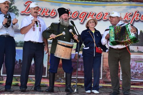 Кивчакăсем ял уявӗнче савăнчӗç