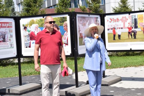 «Сувар» хаçат редакцийӗ Хусанта Медиа-Уяв ирттерчӗ