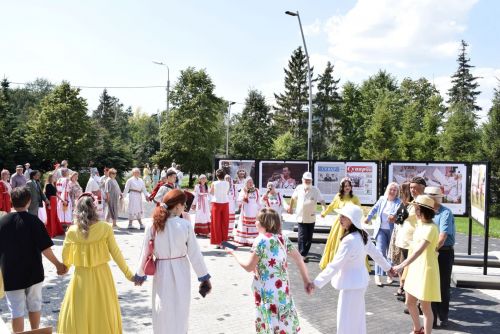 «Сувар» хаçат редакцийӗ Хусанта Медиа-Уяв ирттерчӗ