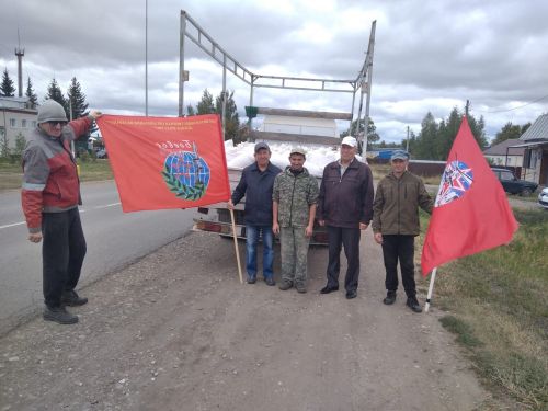 Çĕпрел ветеранĕсем салтак амăшĕсене пулăшаççĕ