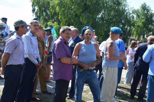 ДЕСАНТНИКСЕНЕ АСĂНСА ВИÇӖ ЯЛТА ПАЛĂК УÇРӖÇ