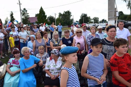 ДЕСАНТНИКСЕНЕ АСĂНСА ВИÇӖ ЯЛТА ПАЛĂК УÇРӖÇ