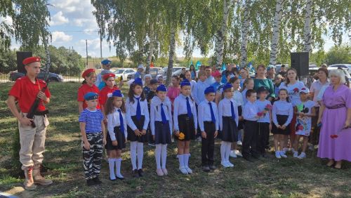ДЕСАНТНИКСЕНЕ АСĂНСА ВИÇӖ ЯЛТА ПАЛĂК УÇРӖÇ