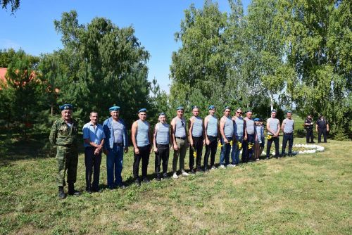 ДЕСАНТНИКСЕНЕ АСĂНСА ВИÇӖ ЯЛТА ПАЛĂК УÇРӖÇ
