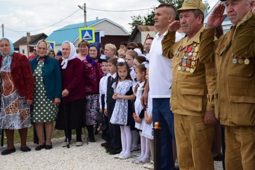 ДЕСАНТНИКСЕНЕ АСĂНСА ВИÇӖ ЯЛТА ПАЛĂК УÇРӖÇ