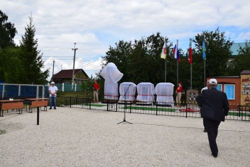 ДЕСАНТНИКСЕНЕ АСĂНСА ВИÇӖ ЯЛТА ПАЛĂК УÇРӖÇ