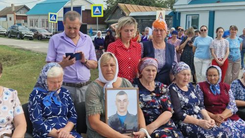 ДЕСАНТНИКСЕНЕ АСĂНСА ВИÇӖ ЯЛТА ПАЛĂК УÇРӖÇ