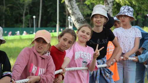 Тутарстан лагерӗсенче виҫҫӗмӗш сменӑра Лисичанскран 280 ача канӗ