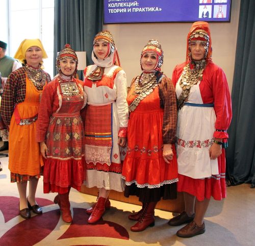 Иртнине упрани пуласлăхăн никĕсне хывни