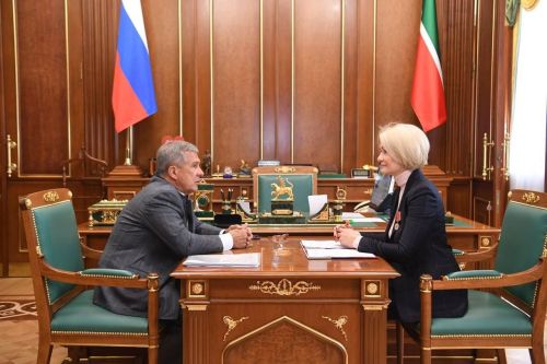 Хусан Кремлĕнчи ĕçлĕ тĕлпулу