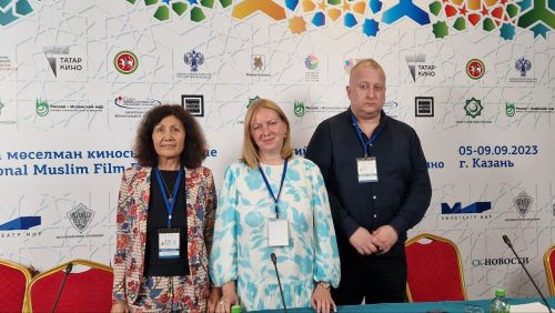 Хусанти халăхсен хушшинчи мăсăльман киновӗн фестивалӗ: Нина Кочеляевапа Светлана Слапке Тутарстан киновӗн шайӗ ӳснине палăртрӗç