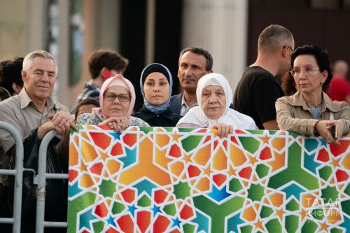Хусанти халăхсен хушшинчи мăсăльман киновӗн фестивалӗ ку эрнен тӗп культура мероприятийӗ пулса тăчӗ
