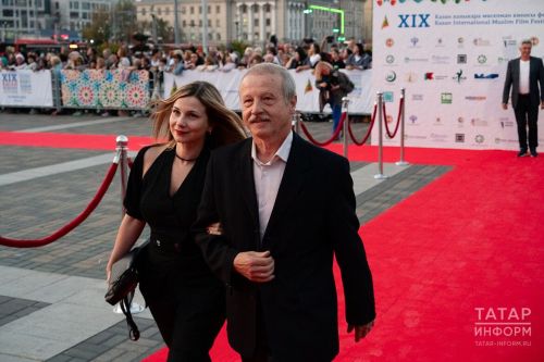 Хусанти халăхсен хушшинчи мăсăльман киновӗн фестивалӗ ку эрнен тӗп культура мероприятийӗ пулса тăчӗ