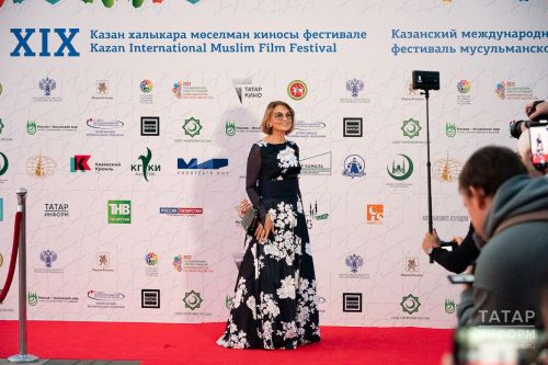 Хусанти халăхсен хушшинчи мăсăльман киновӗн фестивалӗ ку эрнен тӗп культура мероприятийӗ пулса тăчӗ