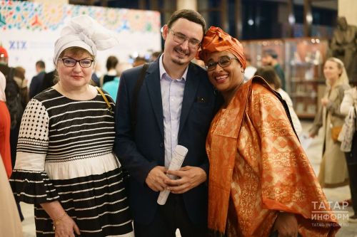 Хусанти халăхсен хушшинчи мăсăльман киновӗн фестивалӗ ку эрнен тӗп культура мероприятийӗ пулса тăчӗ