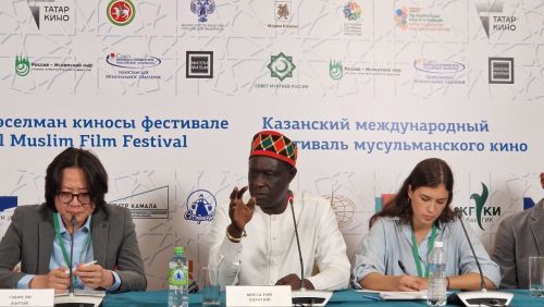 Жюри председателӗ Мусса Туре шучӗпе кино палăртнă критерисене тивӗçтернисӗр пуçне вăйлă туйăмсем те çуратмалла