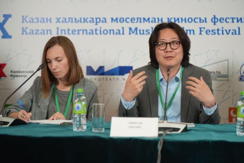 Жюри председателӗ Мусса Туре шучӗпе кино палăртнă критерисене тивӗçтернисӗр пуçне вăйлă туйăмсем те çуратмалла