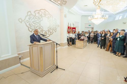 ТР Патшалăх Канашӗн Председателӗ Фарид Мухаметшин журналистсене Раççей Пичет кунӗпе саламларӗ