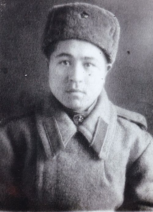 Ентешсене асра тытатпăр