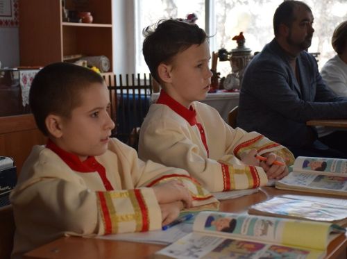 Гулькинăра хутăш çемьесем те чăвашла вӗренеççӗ