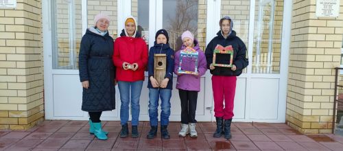 Аслă Ăнăри çамрăк экологсем чӗрчунсемпе вӗçен кайăксене пулăшаççӗ