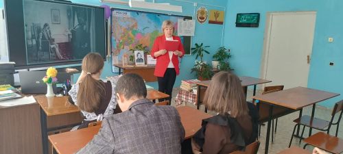 Гоголь çуралнăранпа 215 çул çитнине халалласа Пӗкӗлме районӗнчи Наратлăра литература сехечӗ ирттернӗ
