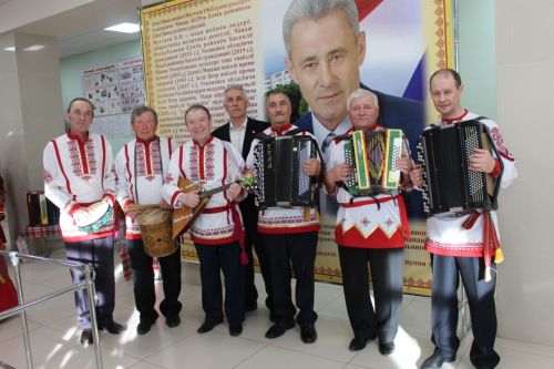 Елчĕкре Олег Мустаева халалласа фестиваль иртрĕ