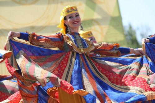 Кореецсене тутар юрри -ташшипе паллаштараççӗ