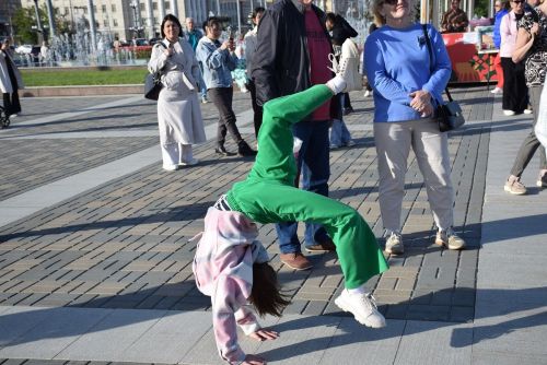 Ярмăрккана çитсе курăр