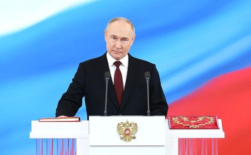 Владимир Путин: «патшалăх пуçлăхӗн чи аслă тивӗçӗ – Раççее упрасси тата тăван халăхшăн ӗçлесси»