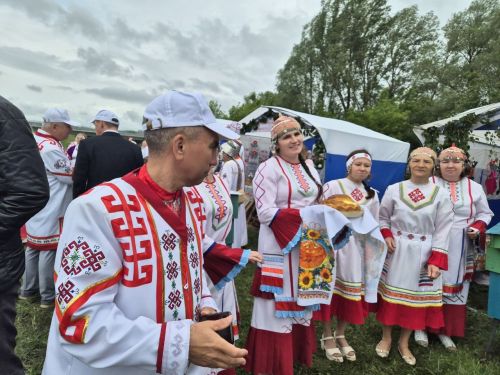 Çӗпрелсене Акатуя ирттерме вăйлă çумăр та чараймарӗ