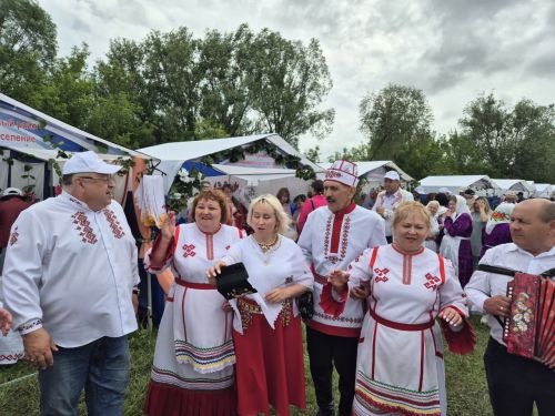 Çӗпрелсене Акатуя ирттерме вăйлă çумăр та чараймарӗ