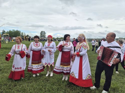 Çӗпрелсене Акатуя ирттерме вăйлă çумăр та чараймарӗ