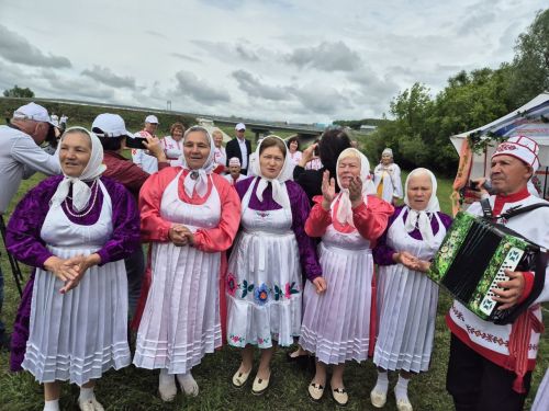 Çӗпрелсене Акатуя ирттерме вăйлă çумăр та чараймарӗ