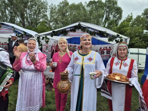 Çӗпрелсене Акатуя ирттерме вăйлă çумăр та чараймарӗ