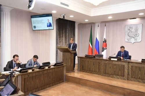 Наци проекчӗсен хӳттипе