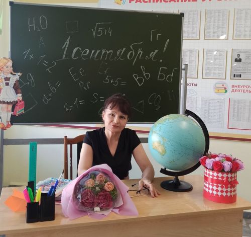 Людмила СЕМЁНОВА: «Тăван чӗлхепе калаçма пăрахмастпăр?»