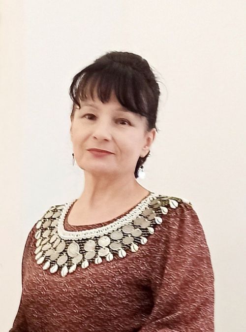 Людмила СЕМЁНОВА: «Тăван чӗлхепе калаçма пăрахмастпăр?»