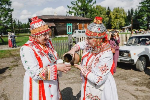 Çӗпӗрти чăвашсем патне хăнана