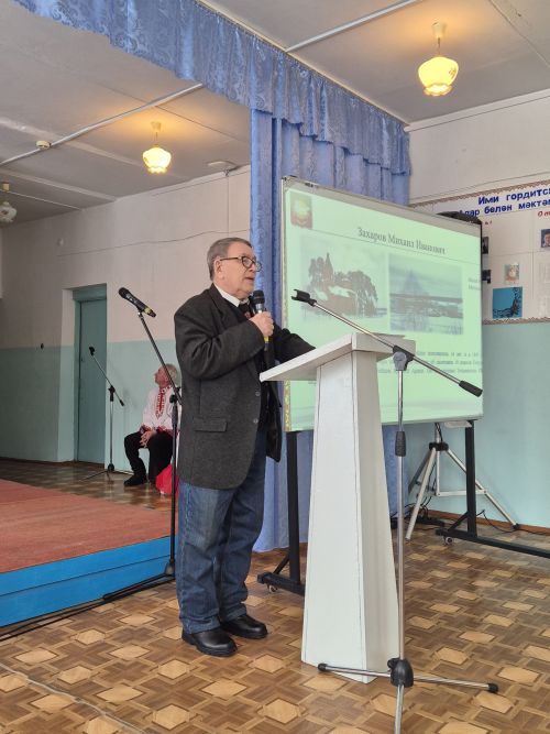 Ялавӑрта поэт-фронтовикӑн Михаил Захаровӑн 100-ҫуллӑхне паллӑ турӗҫ