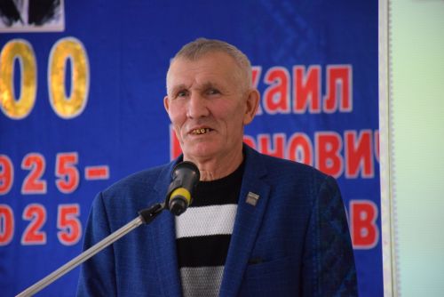 Ялавăрта поэт-фронтовикăн юбилейне паллă турӗç
