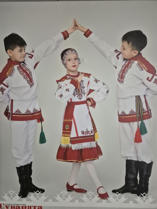Анатолий Музыкантова юбилей каҫӗнче орденпа чысларӗҫ
