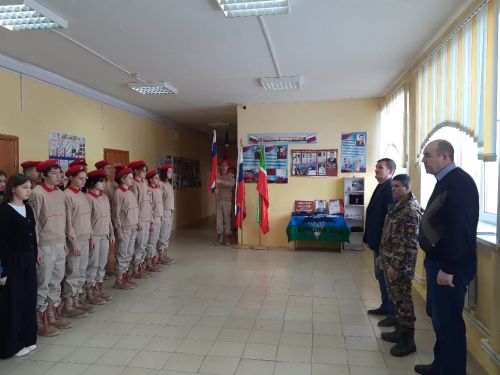 Леонид Кашкаров тăван шкулта пулчӗ
