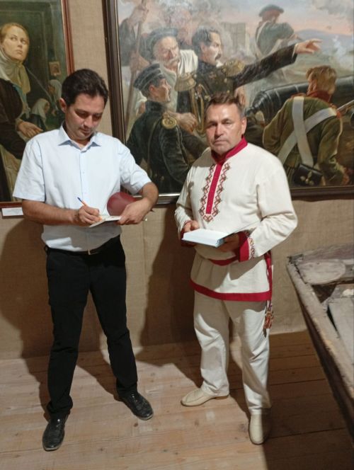 Выставка чувашского художника Евгения Емельянова в Севастополе