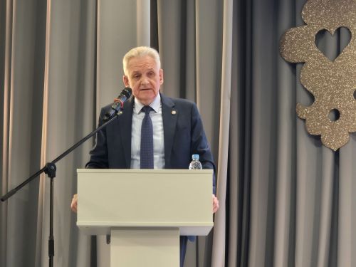 Хусанта тӑван чӗлхепе литература вӗрентекенӗсен семинарӗ иртрӗ. Кун йӗркинче - малашнехи технологисемпе стратегисем