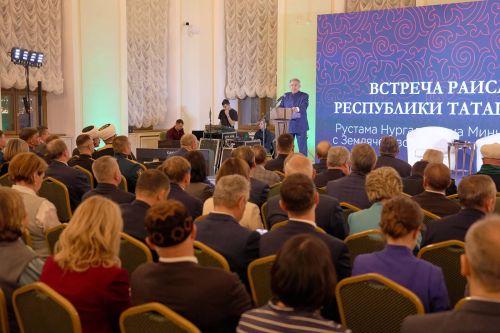 Рустам Минниханов Мускаври ентешсемпе тӗл пулнă