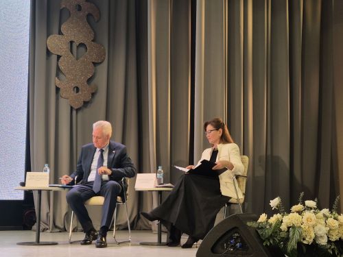 Хусанта тӑван чӗлхепе литература вӗрентекенӗсен семинарӗ иртрӗ. Кун йӗркинче - малашнехи технологисемпе стратегисем