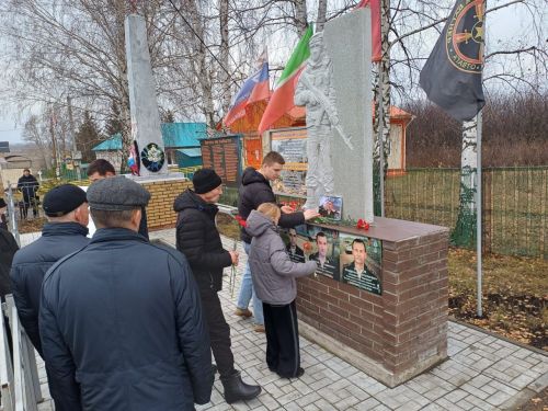 Тӑваньелӗнче палӑк уçрӗç