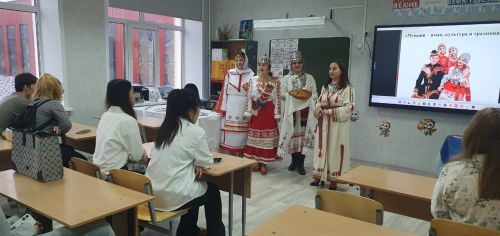 Хусанта «ИнЯз-2025» фестиваль виççӗмӗш хут иртрӗ